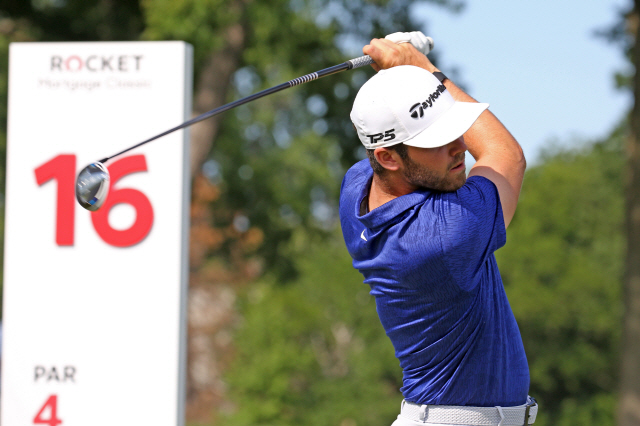 매튜 울프, PGA 로켓 모기지 3R 단독선두…김시우 공동 49위