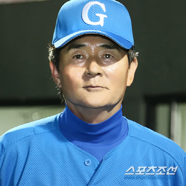 '전국대회 2관왕' 최재호 강릉고 감독, 김일배지도자상 수상…이영민타격상 인상고 송현우