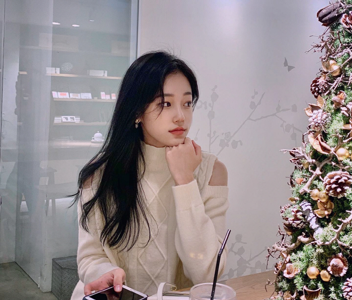 "패션으로 먼저떴다"…'일타스캔들' 노윤서 스타일링 '대박'→ MZ반했다…