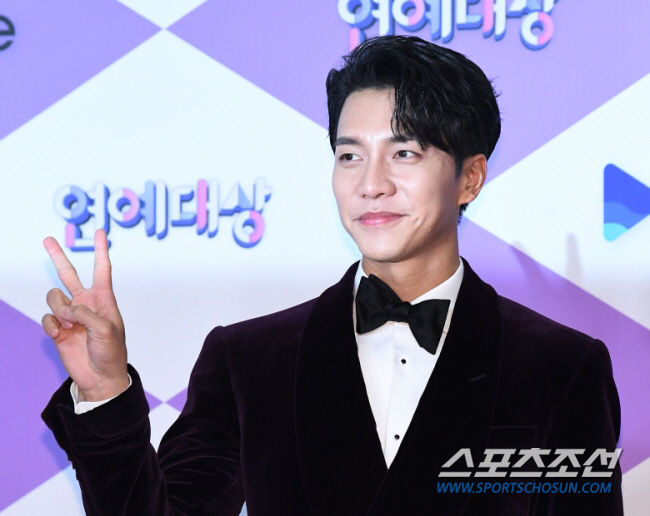 '기부 약속' 꾸준히 실천하고 있는 이승기, 벌써 30억 원 기부 [SC…