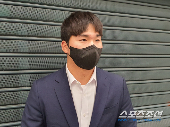 제구 잡고자 구속도 늦춰봤던 1차지명 유망주의 변신. "제구는 신경안쓴다…