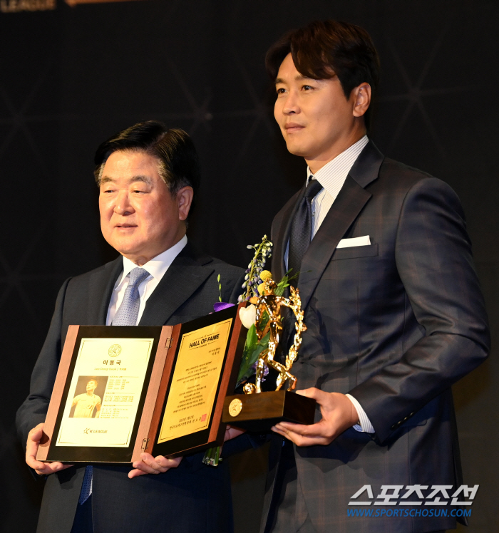 '레전드' 이동국 "아들 시안이에게 자랑스러운 아빠됐다"