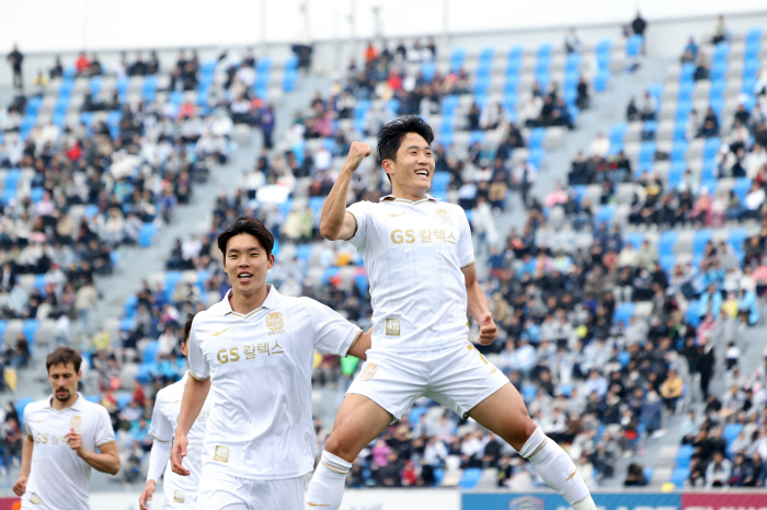 '멀티골→득점 선두' 서울 나상호, K리그1 10R MVP 선정