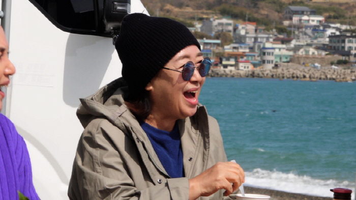 혜은이, 父빈소 찾아왔던 ‘코메디 황제’ 故 이주일...“얼굴 보자 조문…