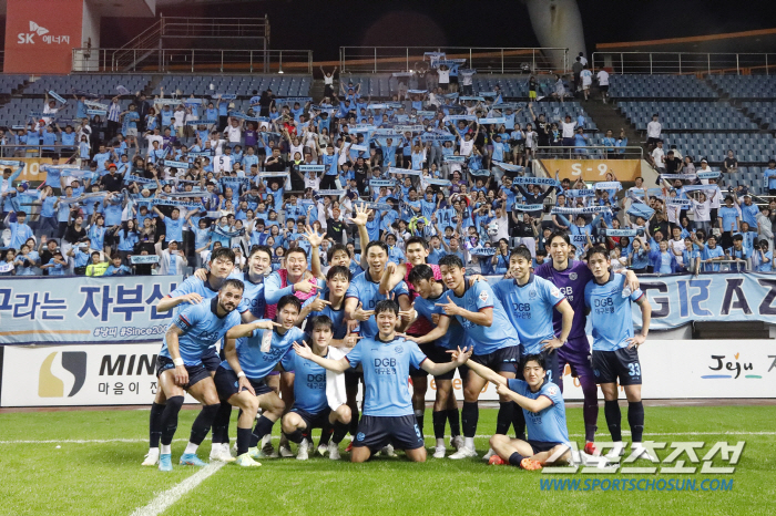 "6년만의 데뷔골이 극장골" '6년차 대구맨'장성원이 말하는 딸깍축구의 …