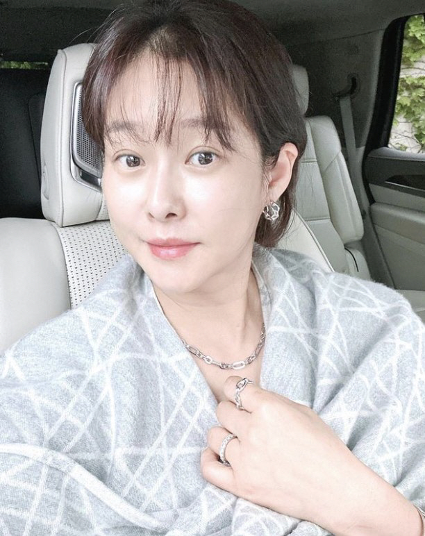[단독 보도 이후] "月 이자 3500만원 챙겨"…현영, 600억 맘카페…