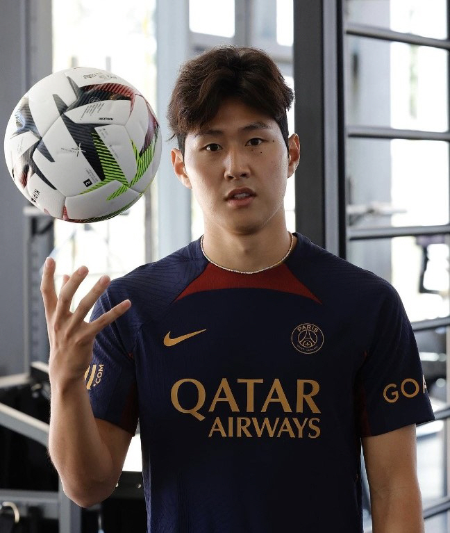 'KING' 이강인 햄스트링 부상 괜찮다, PSG 관계자 "곧 그라운드에…