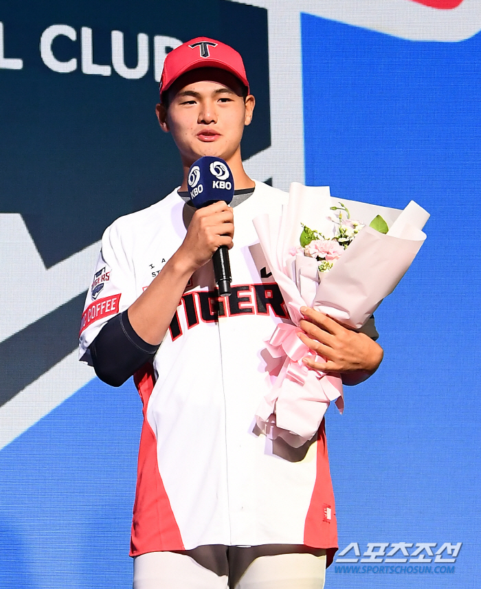 '투수왕국' 계보 이을 1m93+151km 영건의 포부 "KIA가 원하는…