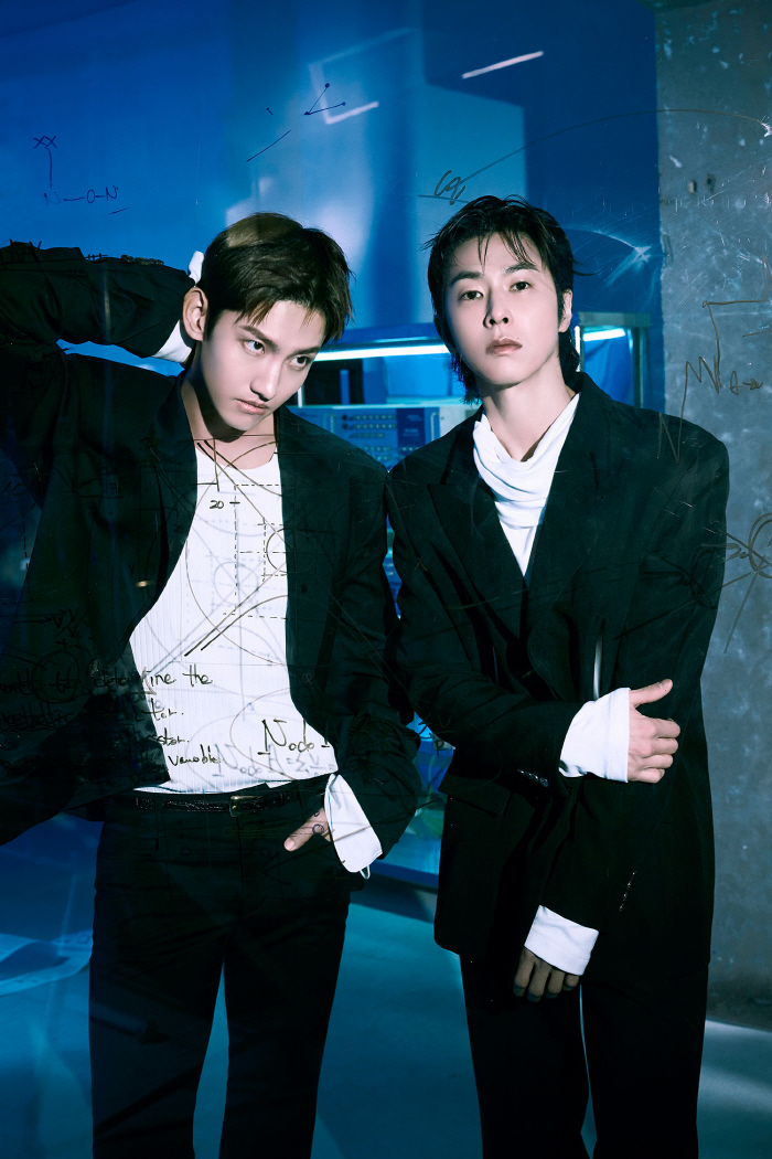 [공식] 동방신기, 데뷔 20주년 기념 정규 9집 컴백 'K팝 레전드史 …