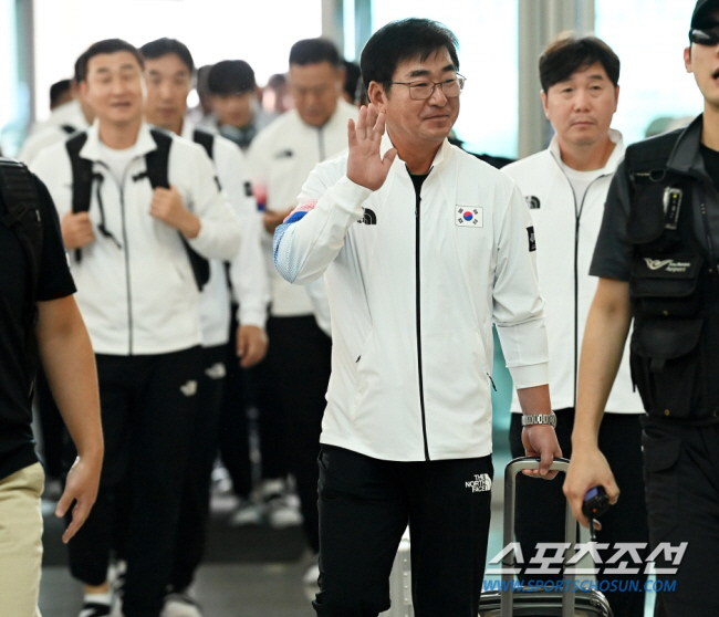 참사 반복? 준비는 빠를수록 좋다…2024 프리미어12 대표팀, 류중일호…