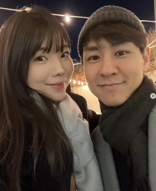 윤남기♥이다은, 둘째 임신 발표 "가족 늘어나"…'이상적 재혼 부부'의 …