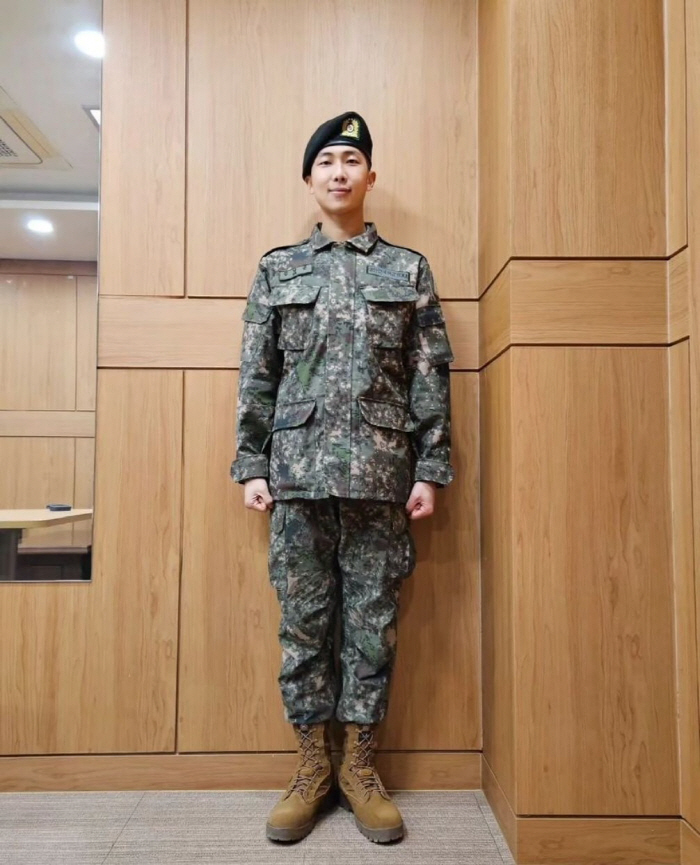 "최정예 훈련병 됐어요" BTS RM, 늠름한 근황 공개