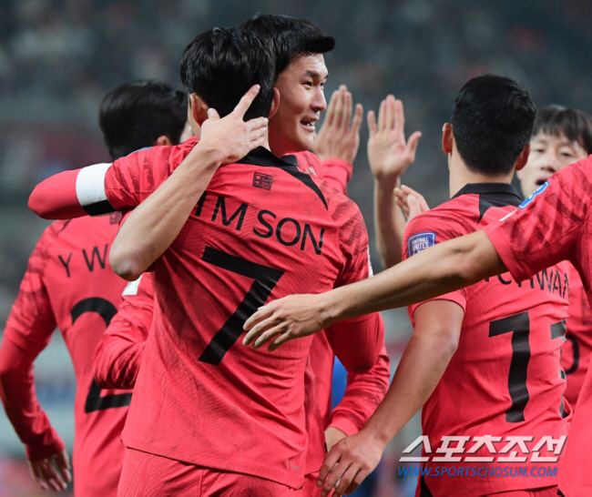 '한국인 월클 듀오'손흥민vs김민재, 올여름 한국서 '웅장한 맞대결' 펼…