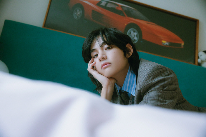 BTS 정국, '美 빌보드 메인' 송차트·앨범차트 10주 연속 차트인 […