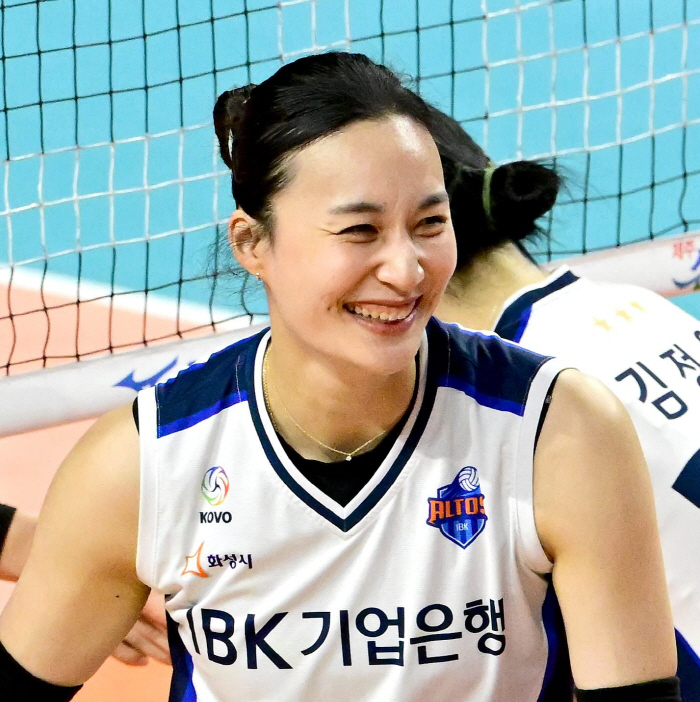 "데뷔 14년만 표승주→2005년생 김세빈까지" ★들의전쟁, 뜨겁게 달아…