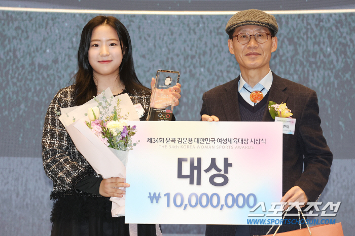 "여서정 옆에 신유빈" 함께라서 행복한 '여-신 강림' 윤곡상