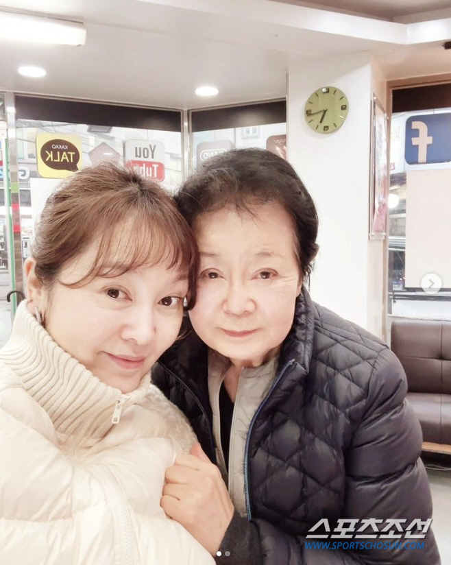[SC이슈]3살때 헤어졌던 이승연 친어머니, '4개 국어 능통자'에 미스…
