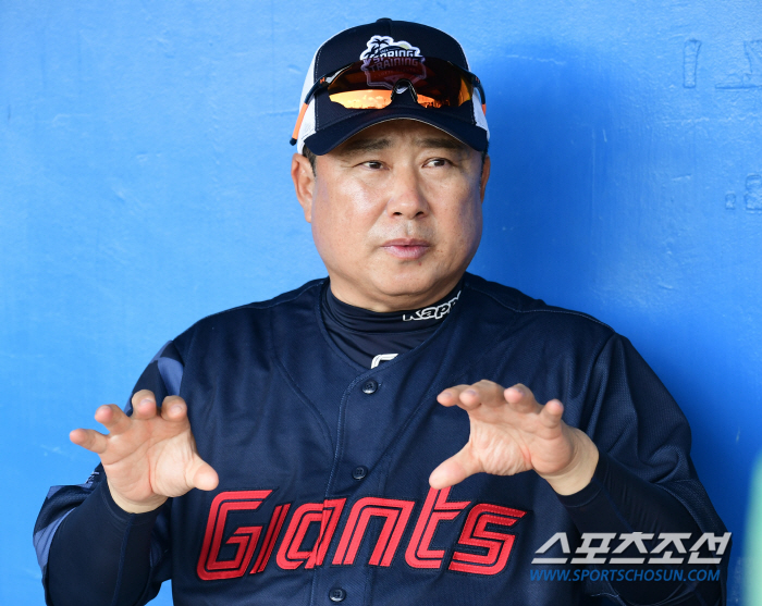 '첫 실전' 김태형호, 지바롯데 개막전 선발 만났다? '윤동희·전준우·한…