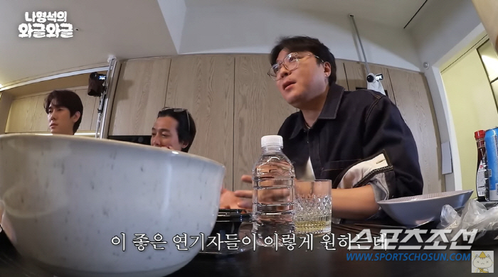 [SC이슈] "기대돼"vs"오만해"..신원호 PD '슬의생3' 언급은 대…