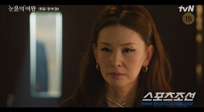 "당신 때문에 더 살고 싶었어". 김지원, 혼수상태 뒤 깨어나…김갑수는 …