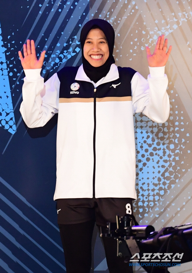 "우상 같은 존재인데…" 인도네시아 김연경이 꿈꾼다, "세계 최고 레전드…