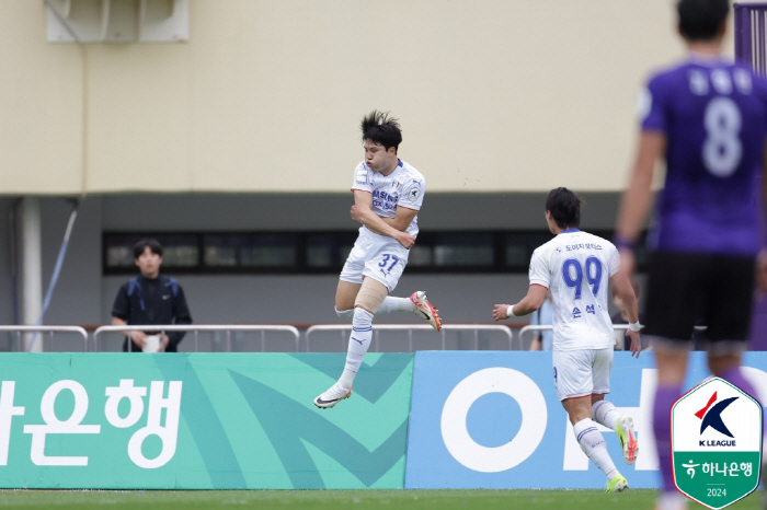 [안양 현장리뷰]'김주찬-김현-뮬리치 연속골'수원, 안양 적지서 '지지대…