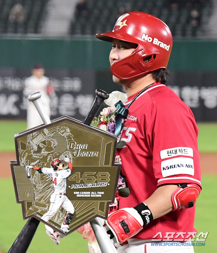 '괜히 1위가 아니네' KIA 후보만 3명…김도영? 최정? 월간 MVP …