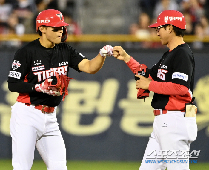 '괜히 1위가 아니네' KIA 후보만 3명…김도영? 최정? 월간 MVP …