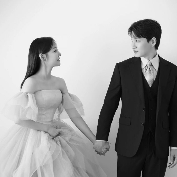 "가치관 쌍둥이" 김기리♥문지인, 오늘(17일) 결혼..조혜련·박진주 축…