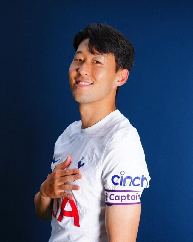 '역시 월클' 손흥민, ESPN 선정 2024년 최고의 공격수 '톱10'…