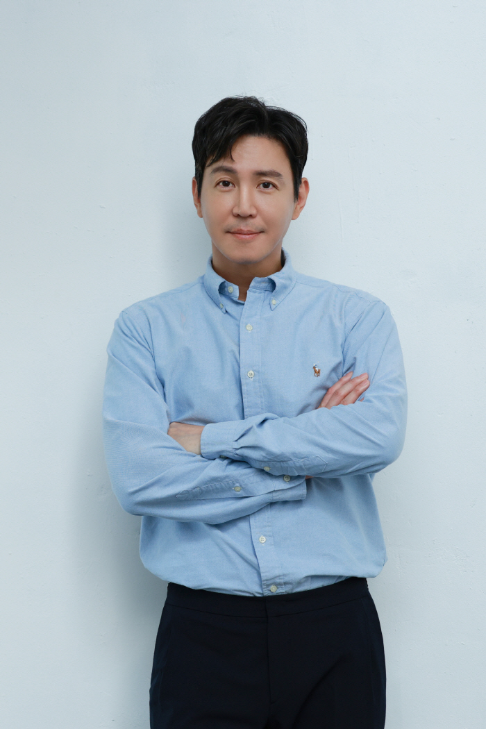 [공식] 최원영, 10년 몸담은 소속사 떠나 호두앤유와 전속계약 체결…이…