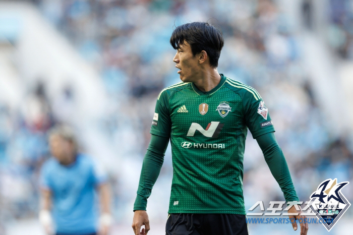 전북 한교원 '샤프볼' 수원FC 간다...6개월 임대-25일 메디컬테스트…