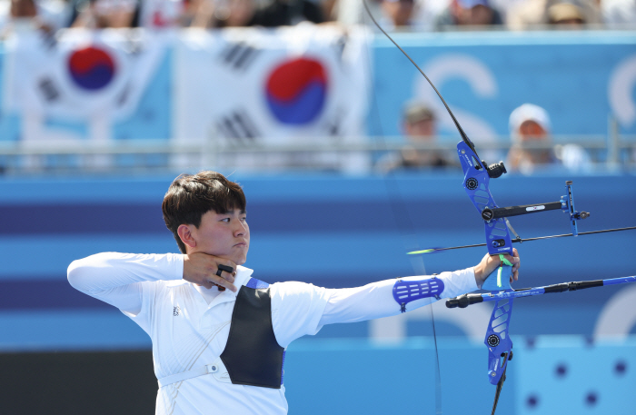 [올림픽]"김우진 텐~" 천재막내 김제덕의 파이팅, 마법같은 주문에 韓 …