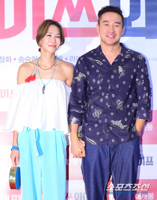 '윤혜진♥' 엄태웅, 장모상 심경 고백했다..뭉클한 가족애