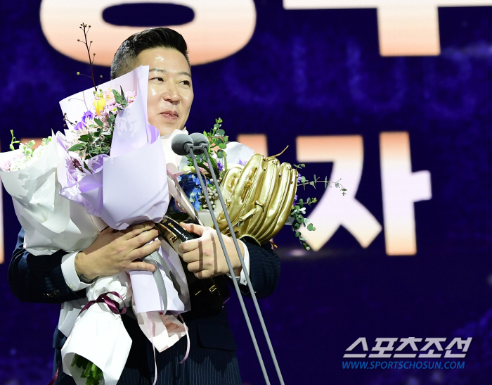'노장이라 놀리지 말아요' 최형우가 던진 묵직한 메시지 "한 만큼 기회 받는 시대"