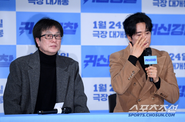 [포토] 김영준 감독-신현준 '김수미 선생님 생각에 눈물'