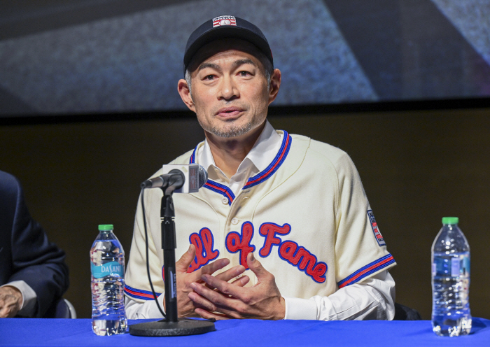 안 찍은 놈 누구야! 이치로 '범인 색출' 실패 → 전미야구기자회(BBWAA)도 이례적 궁금증