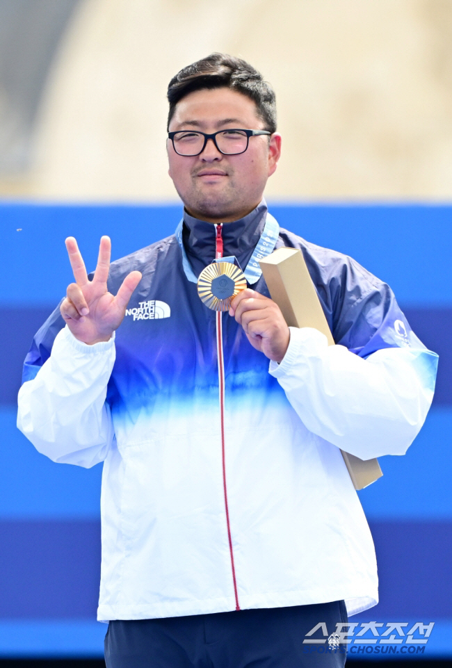 "파리 양궁3관왕X리빙레전드"金우진,대한민국 체육상 대상 명중! 사격 장…