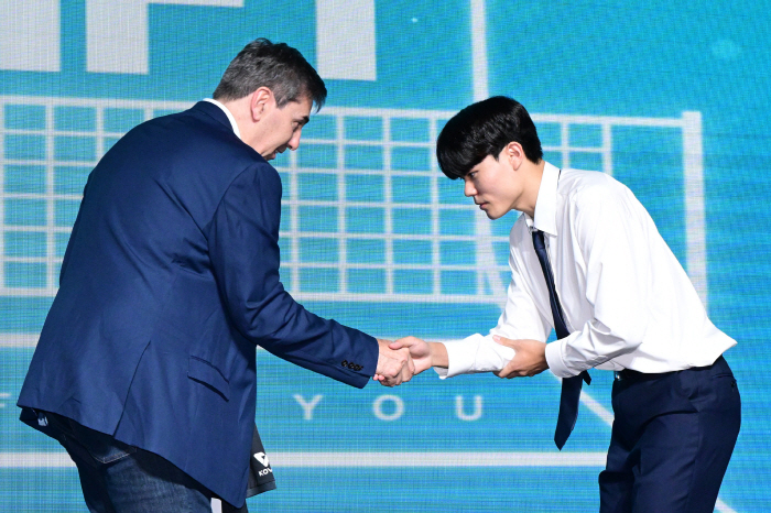 '1위 확정' 현대캐피탈, 허수봉 휴식→신인 이재현 첫출격 예고 "젊은피…