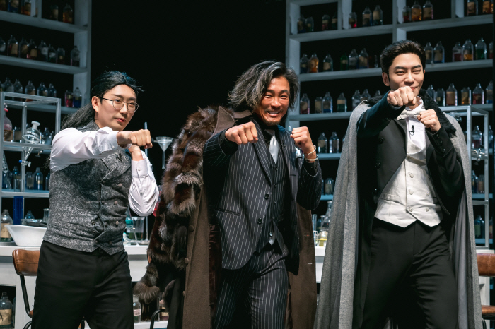 KBS가 '팽'한 '홍김동전', 넷플릭스 '도라이버'로 날아올랐다