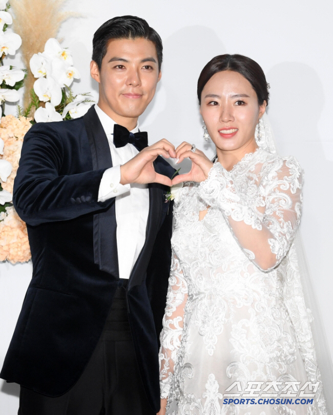 강남, ♥이상화 걱정에 2세 계획도 미뤘다 "몸 상태 안 좋아" ('전현…