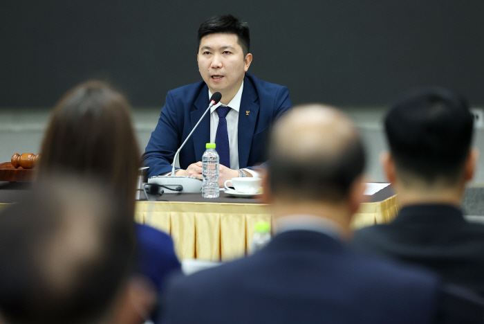 "여성X신선한 인사 염두...장흥인재개발원 가장 중요" 유승민 대한체육회…
