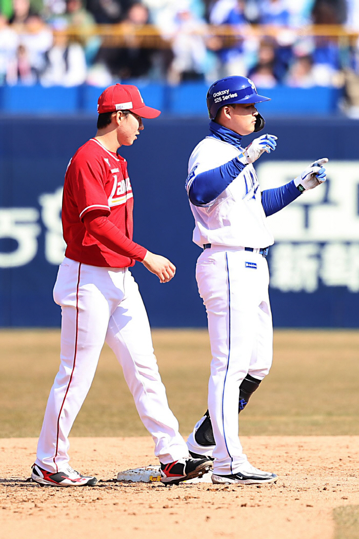 '터졌다! 박병호 홈런' 삼성, 만원 관중 앞에서 화끈한 시범경기 첫승[…