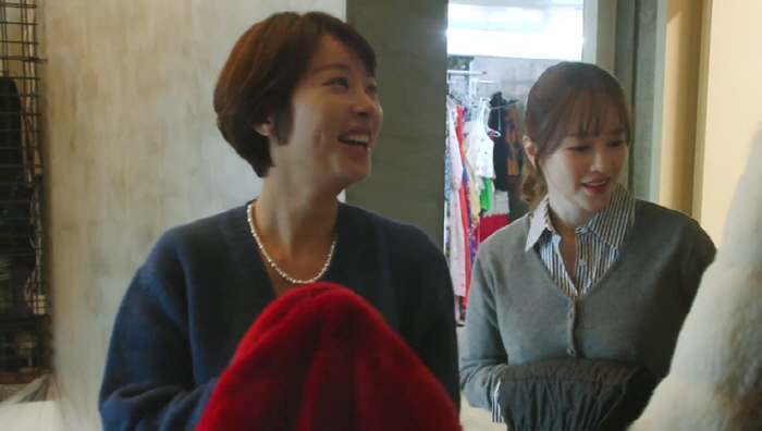 '배용준♥' 박수진, '슈가' 완전체 모임 빠진 이유..황정음 "하와이에…