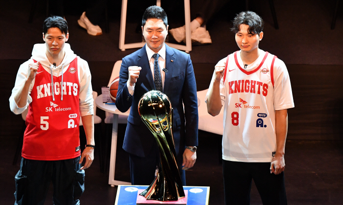김선형 vs 안영준, 서울 SK 기분 좋은 MVP '집안싸움'…전희철 감…