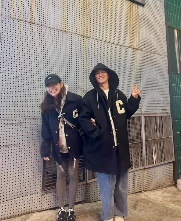 [SCin스타] '인교진♥'소이현, 대학생 커플이라 해도 믿겠어…시밀러룩…