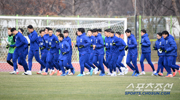 [현장스케치]"반드시 이긴다" 운명의 시간 스타트…홍명보호, 북중미행 조…