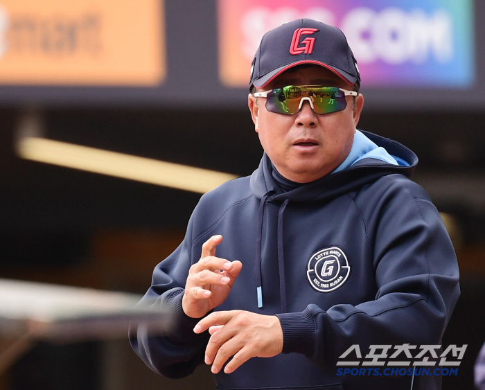 2점→2점→3점→1점, 팀타율 9위인데 병살타 8개+홈런 0…'물꼬' 터…