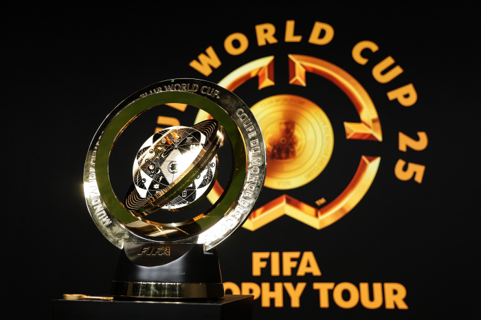 레알→바뮌→PSG→맨시티' FIFA 결국 클럽 월드컵 '돈돈돈' 화답, …