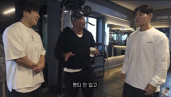 '유낳괴' 추성훈, 김종국에 '올누드' 운동 제안..."아래는 모자이크해…